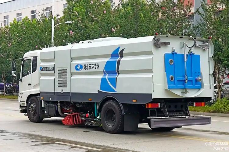 洗扫车、扫路车和吸尘车的区别及工作原理 洗扫车、扫路车和吸尘车的区别及工作原理