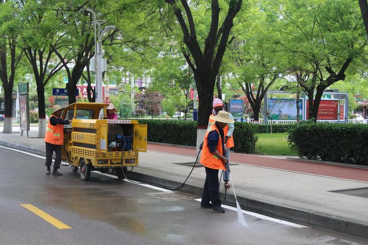 2025年柳州市街边环卫工,工资多少一个月 2025年柳州市街边环卫工,工资多少一个月